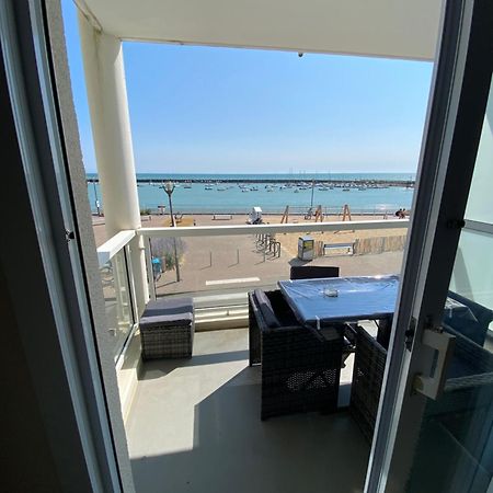 Appartement Vue Sur Mer Et Le Port 滨海雅尔 外观 照片