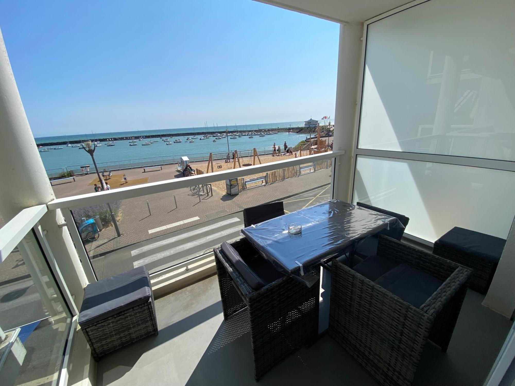 Appartement Vue Sur Mer Et Le Port 滨海雅尔 外观 照片